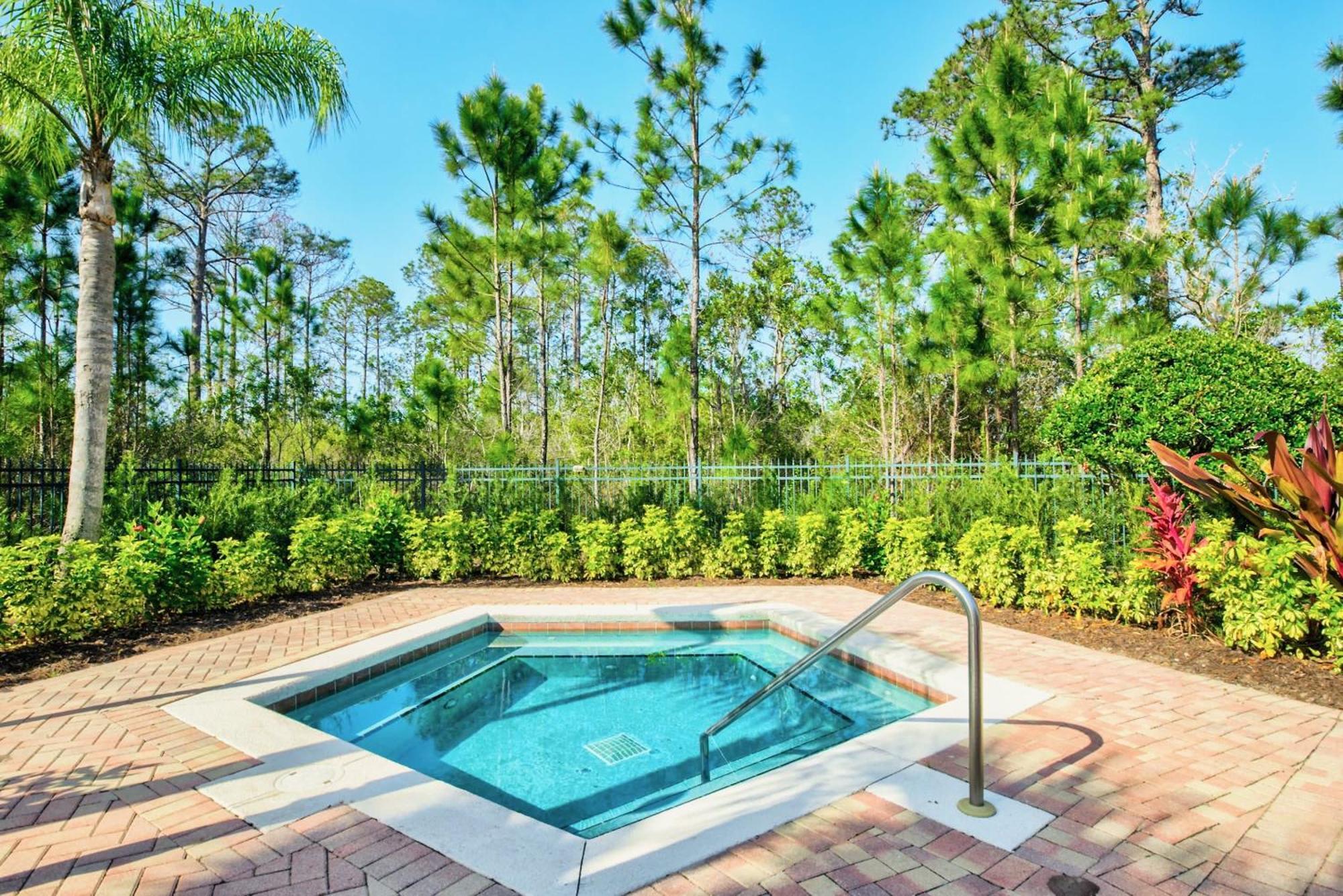 Spacious 2Br Condo With Pool & Hot Tub, Near Disney! Орландо Екстер'єр фото
